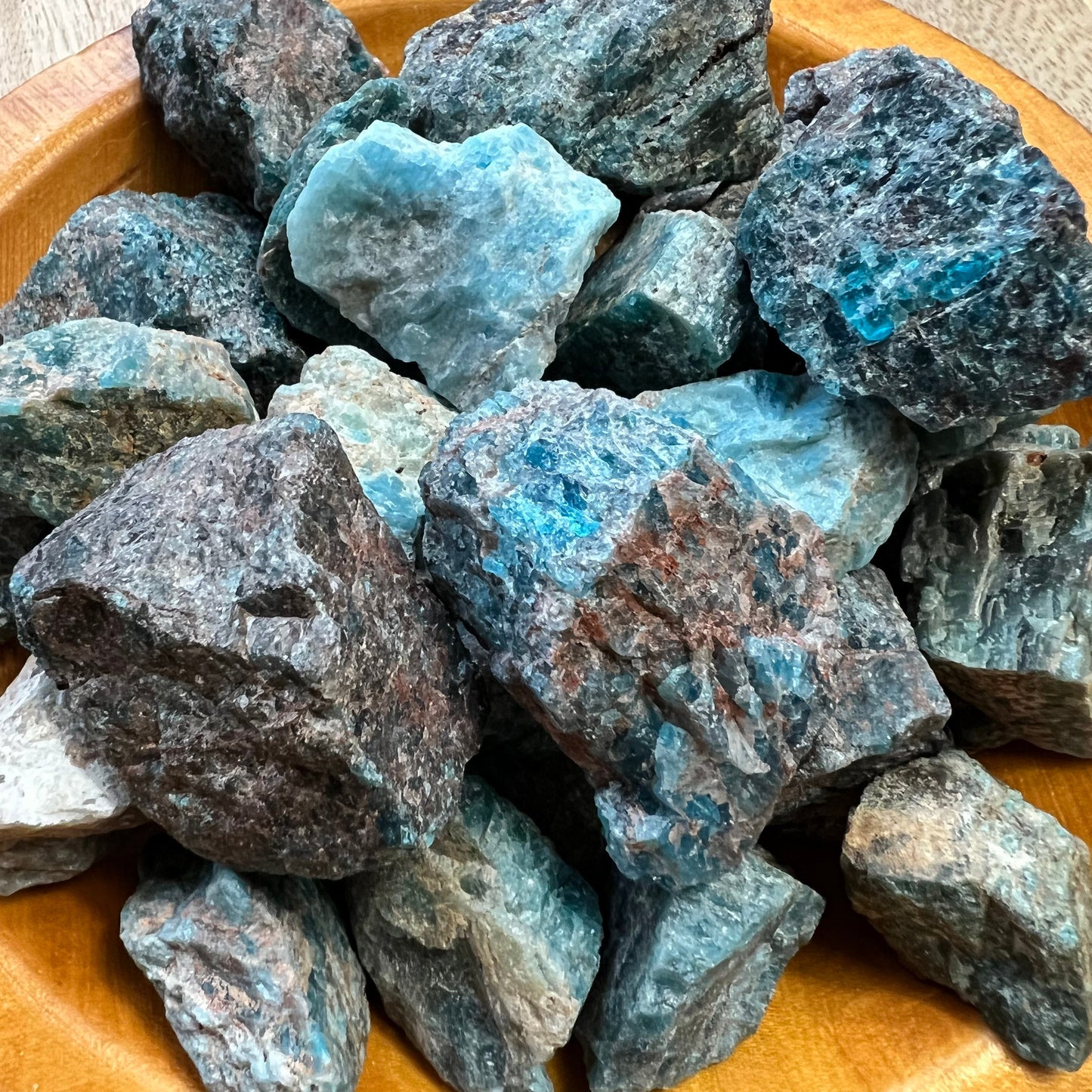 Raw Apatite