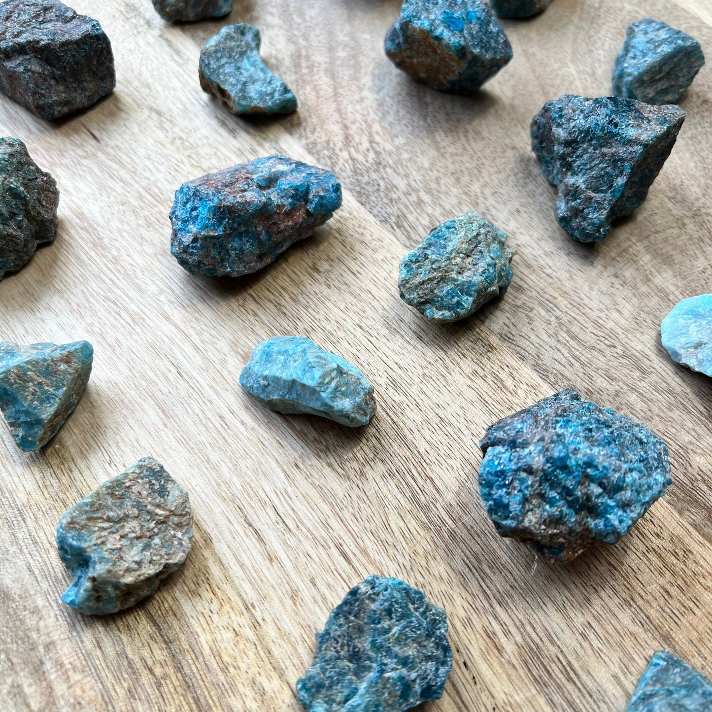 Raw Apatite